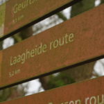 Tour 1048 – Niederlande – America – Den orangen Pfeilen in die Laagheide folgen