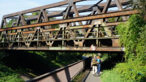 Mehr über den Artikel erfahren Tour 1205 – Duisburg-Duissern – Rock’n’Roll am Kaiserberg