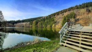 Mehr über den Artikel erfahren Tour 1280 – Dahlem-Kronenburg – Eifelschleife Kronenburger See