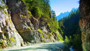 Mehr über den Artikel erfahren Tour 1331 – Österreich – Waidring – Durch die Weissbachschlucht