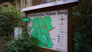 Mehr über den Artikel erfahren Tour 1367 – Krefeld-Hüls – Waldlehrpfad Hülser Berg – Klassisch
