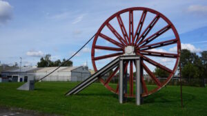 Mehr über den Artikel erfahren Der Bergbauwanderweg am Niederrhein – Von Schacht IV zum Bergbaumuseum in Rheinhausen