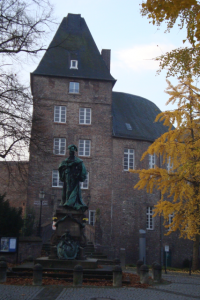 Mehr über den Artikel erfahren Tour 66 – Moers – Niederrheinweg – Etappe 1(a)